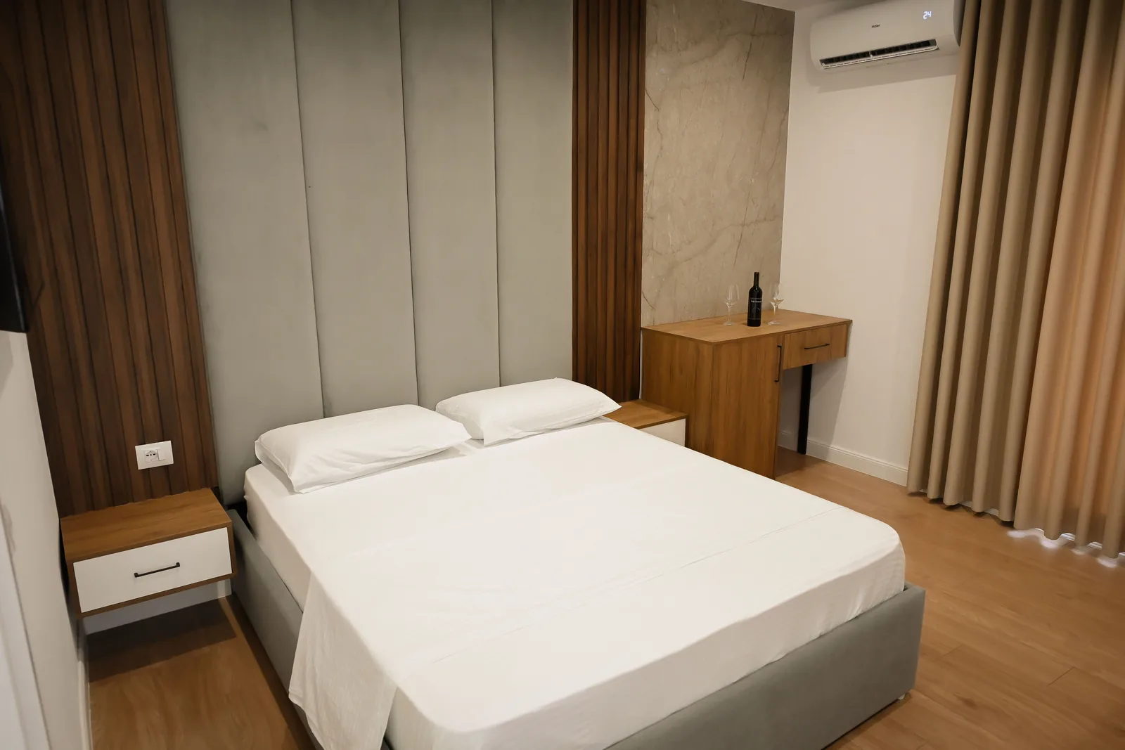 Dhomë Deluxe me Ballkon