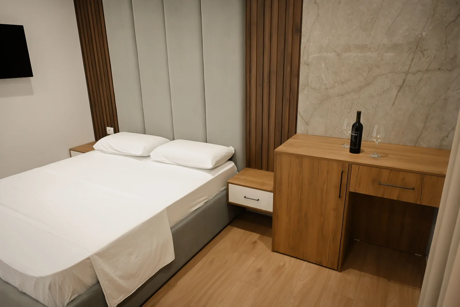 Dhomë Deluxe me Ballkon