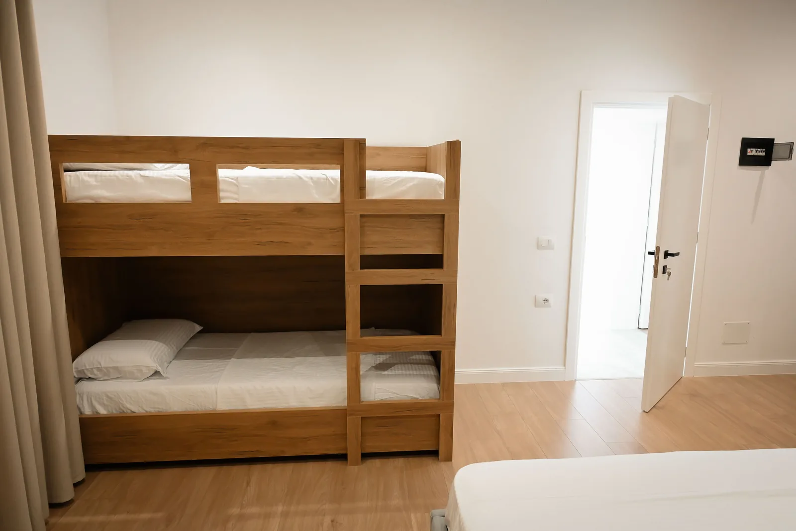 Dhomë Deluxe me Ballkon