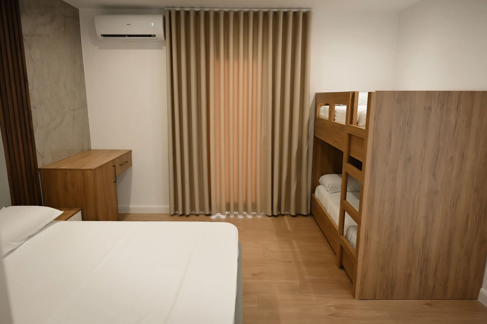 Dhomë Deluxe me Ballkon