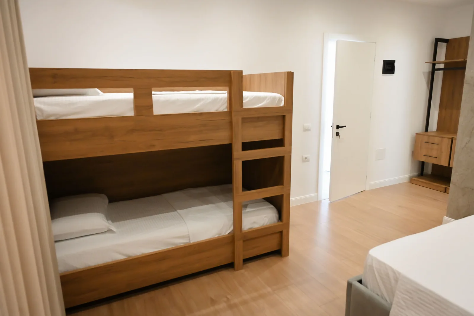 Dhomë Familjare Quadruple