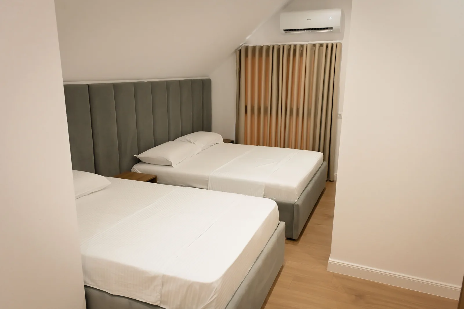 Quadruple me Dy Queen